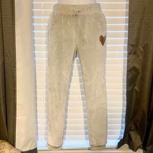 Kids Girls Cozy Fuzzy Comfy Gray Joggers with Gold Glitter Heart Patch